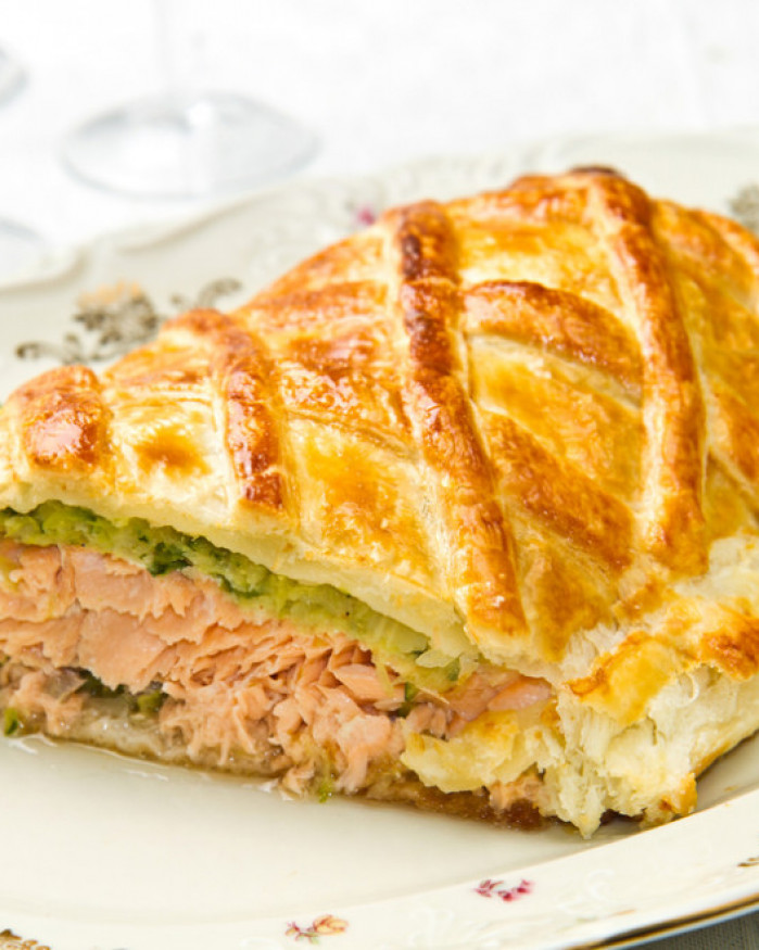 Feuilleté de saumon et sa fondue de poireaux