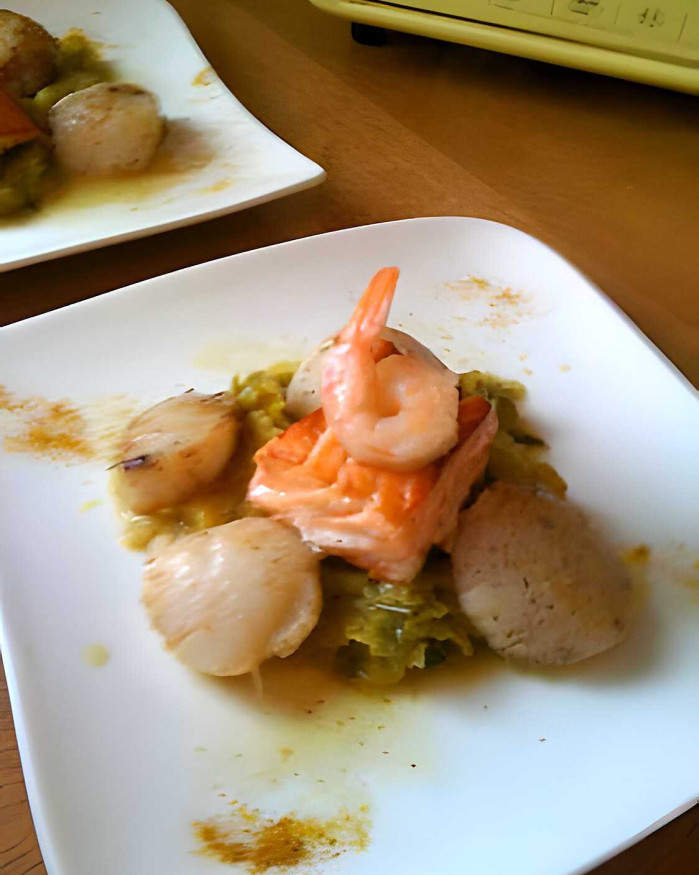 Pavé de saumon et noix de Saint-Jacques